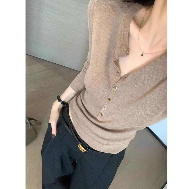 Women Fashion Designer - Women Long Sleeved Top V-neck Button