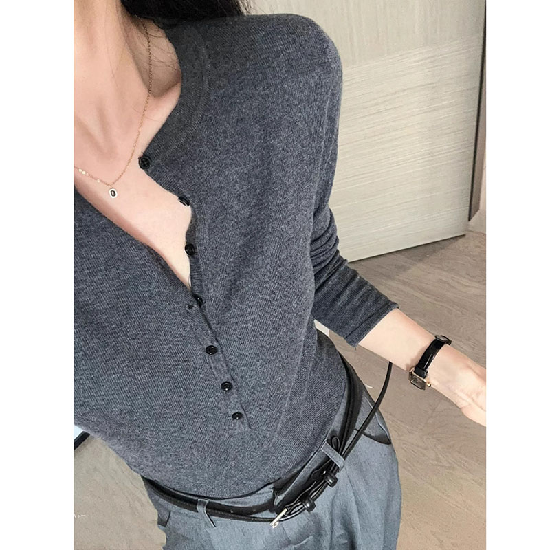 Women Long Sleeved Top V-neck  - Women Fashion Designer ulasan dan harga