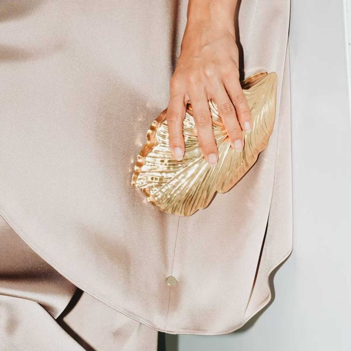 Luxury Golden Fashion Acrylic  - Women'S Young Fashion ulasan dan harga